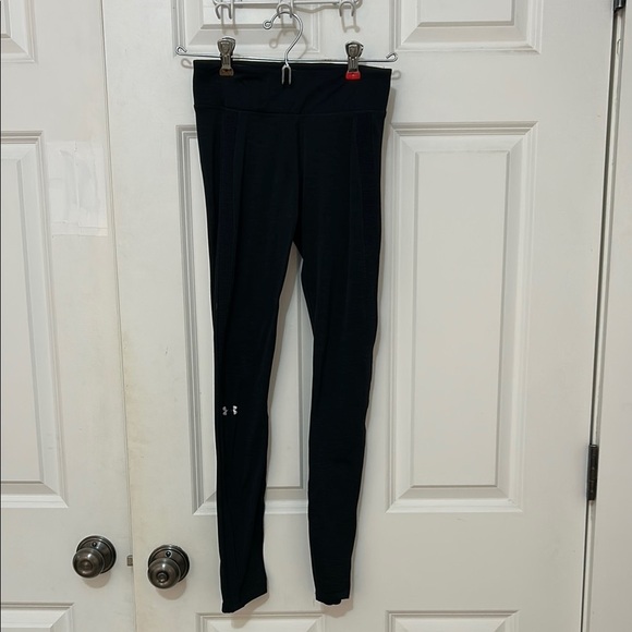Under Armour compression cold gear Leggings size XS inseam 25“ - Picture 1 of 6